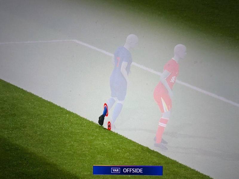 Công nghệ VAR và sự thay đổi cách nhìn về việt vị